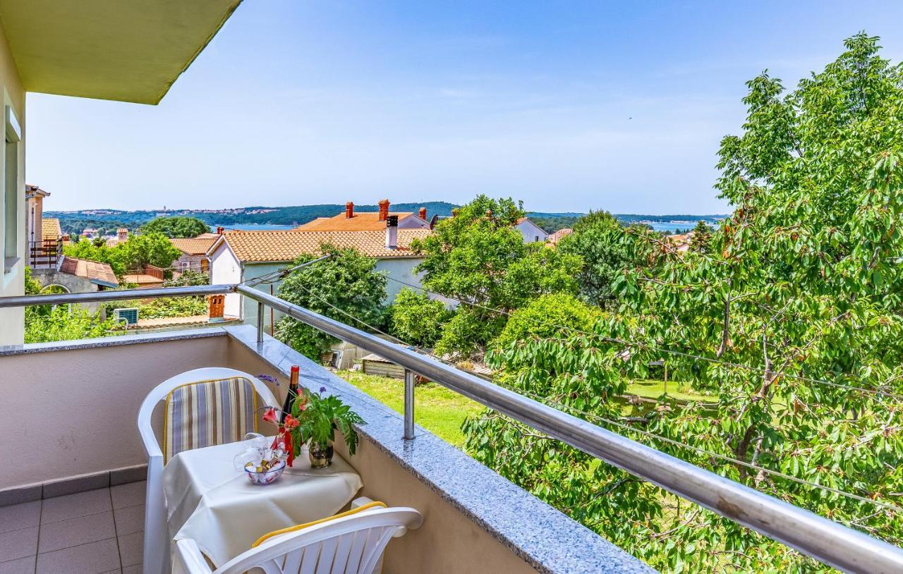 Apartment Lorencin Milka Medulin Eksteriør bilde